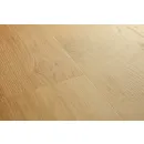 Quick Step panel winylowy ze zintegrowanym podkładem Alpha Blos dąb coast miodowy AVSPU40320