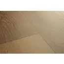 Quick Step panel winylowy ze zintegrowanym podkładem Alpha Bloom elegancki dąb przydymiony AVMPU40317